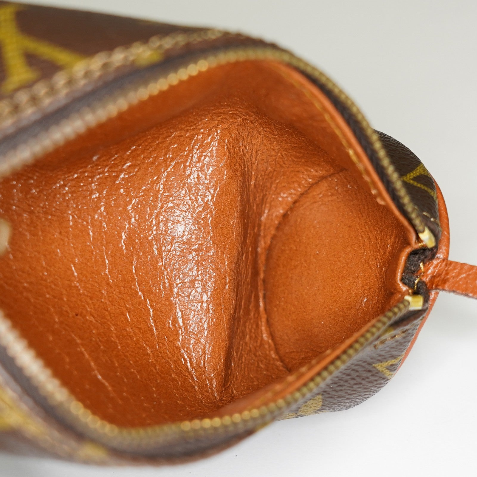 LOUIS VUITTON Monogram Papillon Pouch LV Auth vintage 05E552310016
