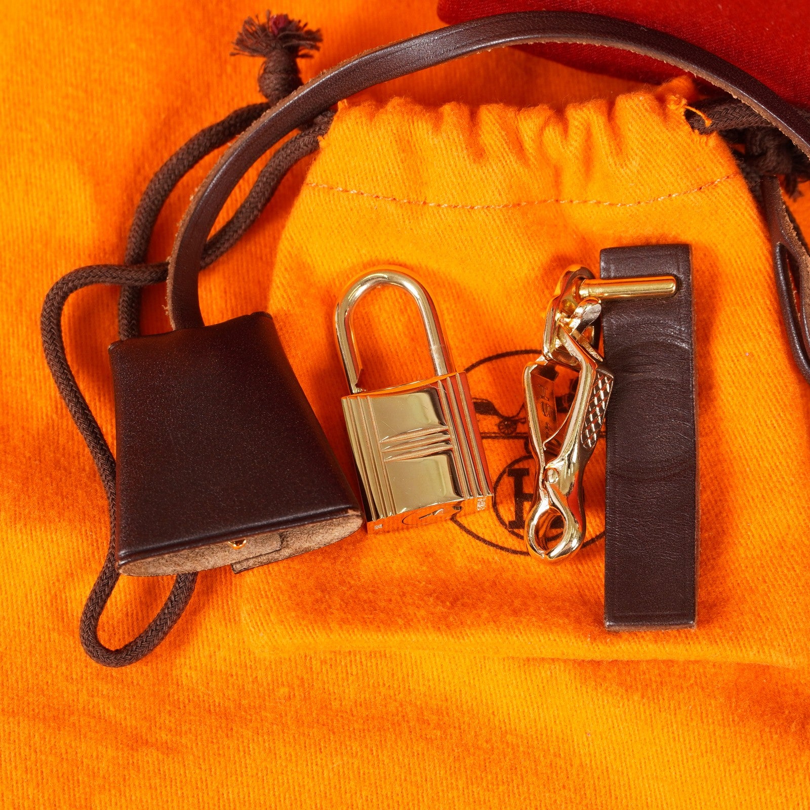 Hermes Brick RedMoka Toile Canvas and Vache Hunter Herbag 31 Bag 05E346352529