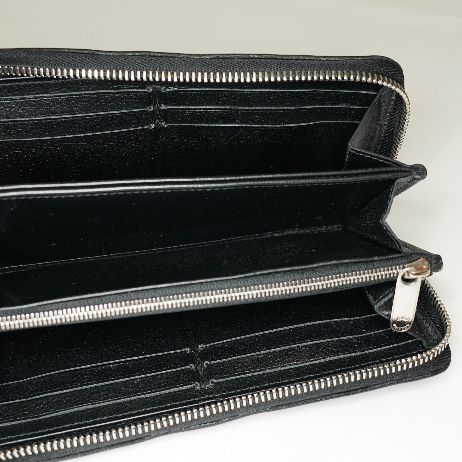 Louis Vuitton Monogram Mahina Zippy Zip-Around Wallet Noir M61867 03T093500009