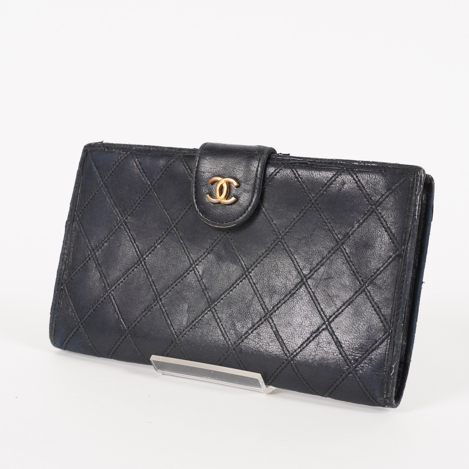 Chanel Authentic Vintage (80s/90s) Black Diamond Wallet 05E571320016