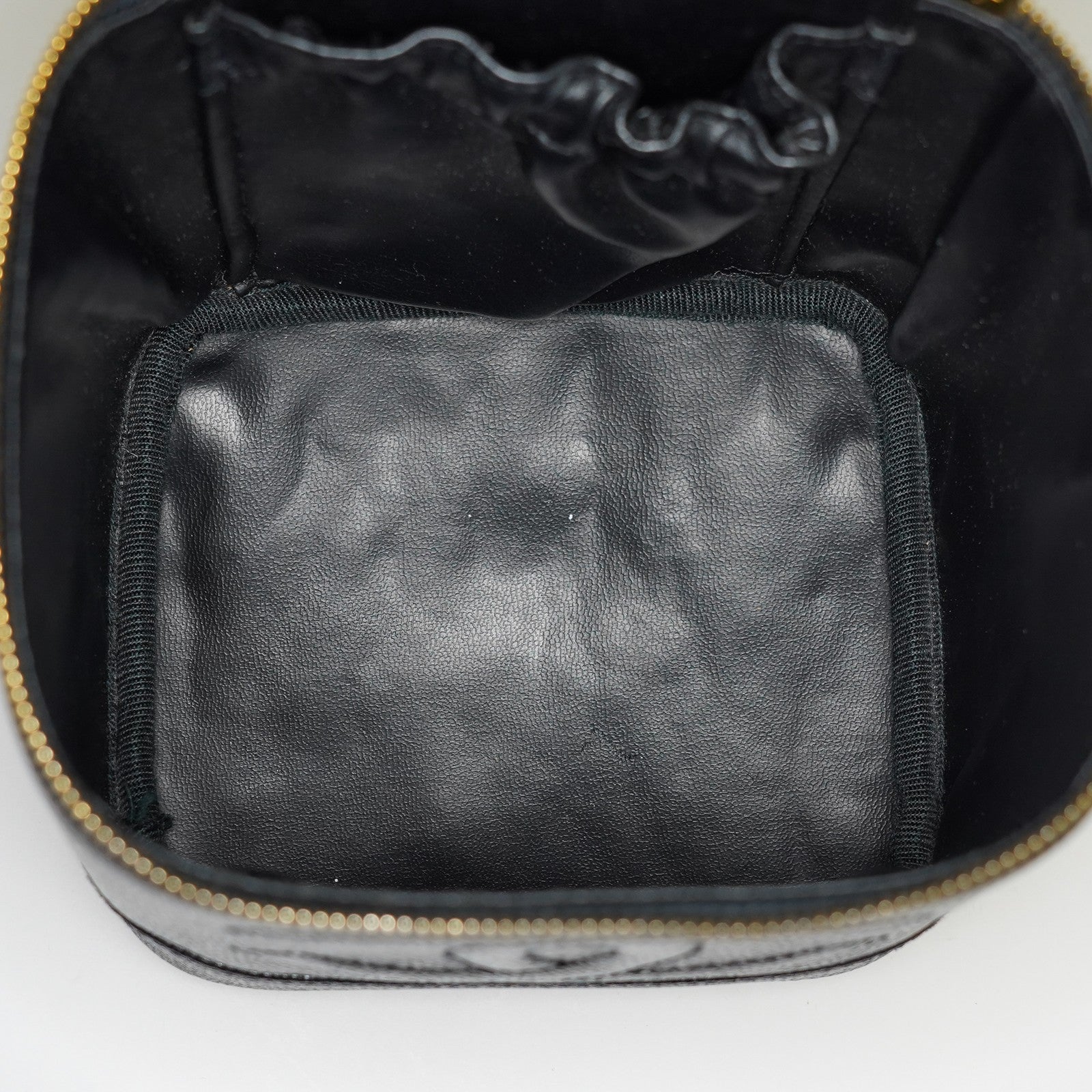 Chanel Vanity Cosmetic Case Black Caviar Leather Bag 05E597040016