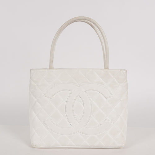 AUTH CHANEL MEDALLION TOTE BAG CAVIAR SKIN LEATHER 02A039438005