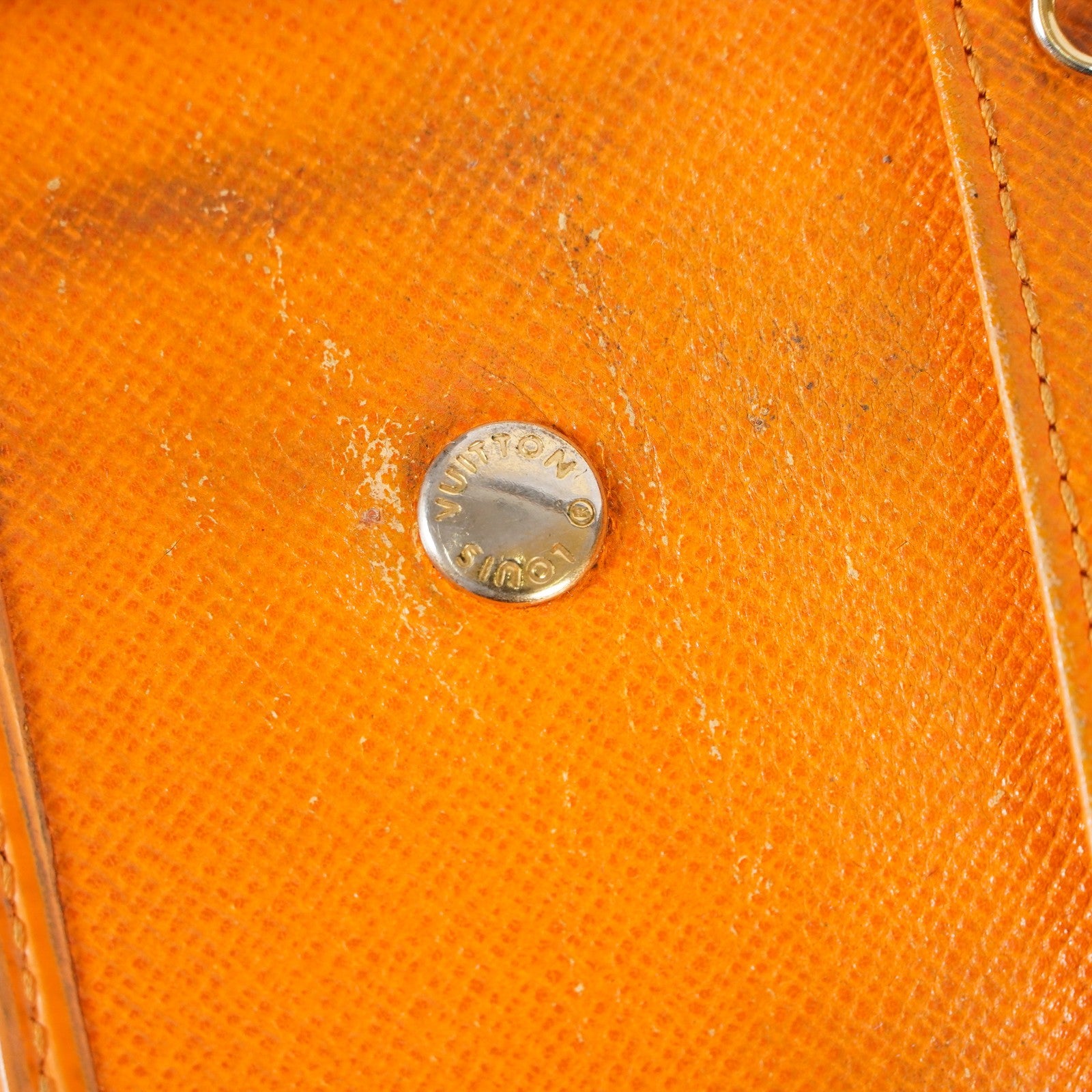 Louis Vuitton, Yellow Epi Leather 4-Hooks Key Case XY219