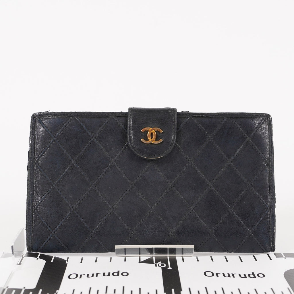 Chanel Authentic Vintage (80s/90s) Black Diamond Wallet 05E571320016