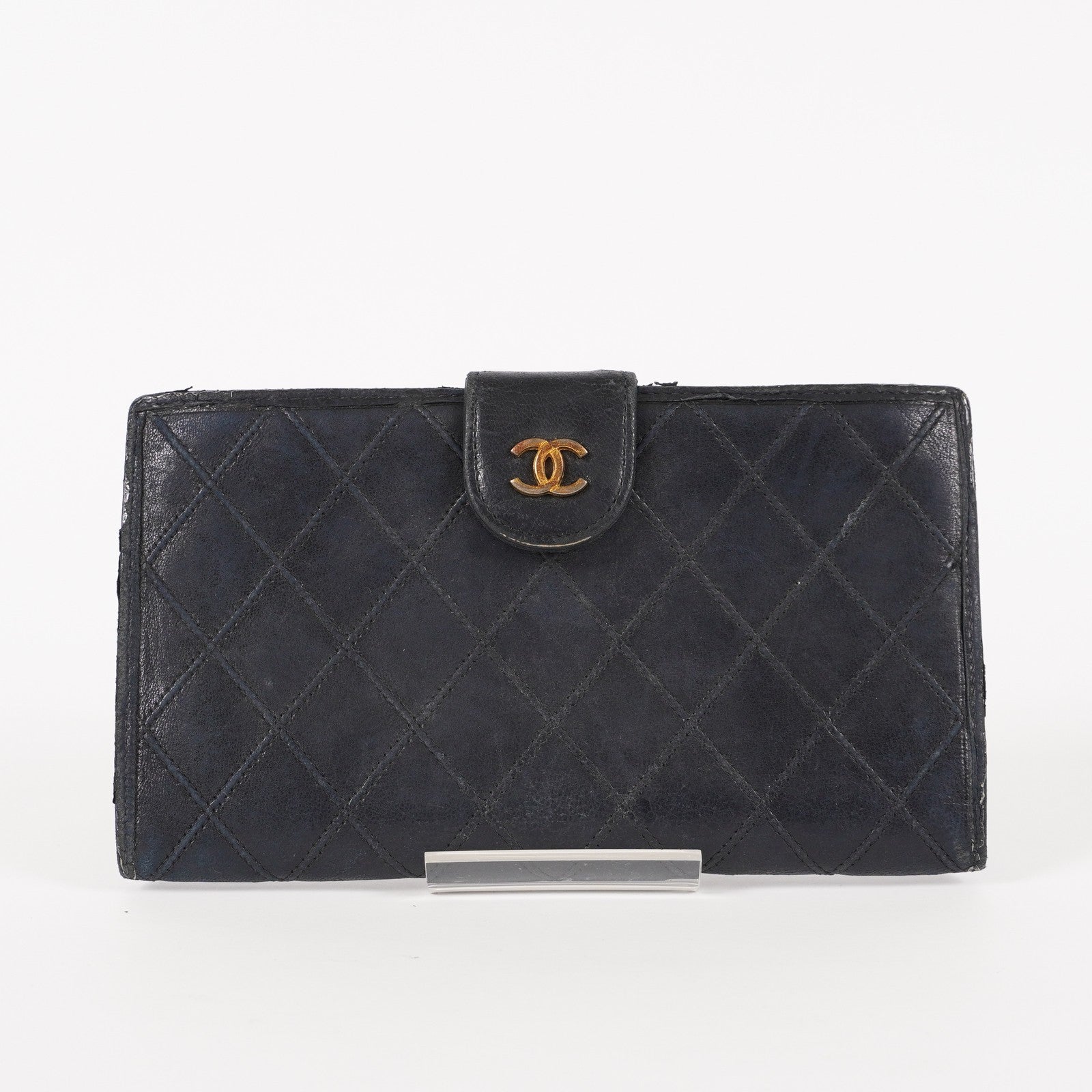 Chanel Authentic Vintage (80s/90s) Black Diamond Wallet 05E571320016