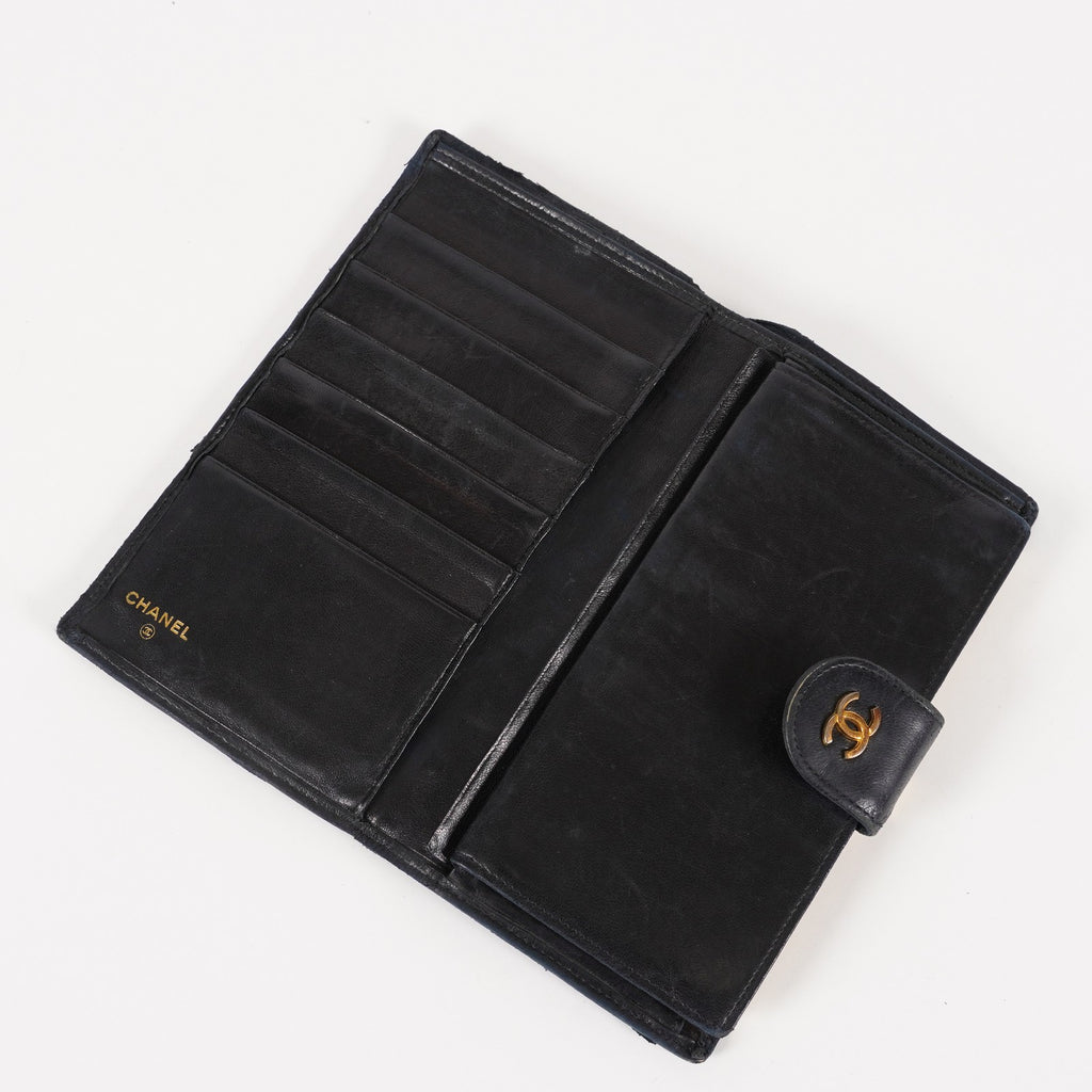 Chanel Authentic Vintage (80s/90s) Black Diamond Wallet 05E571320016