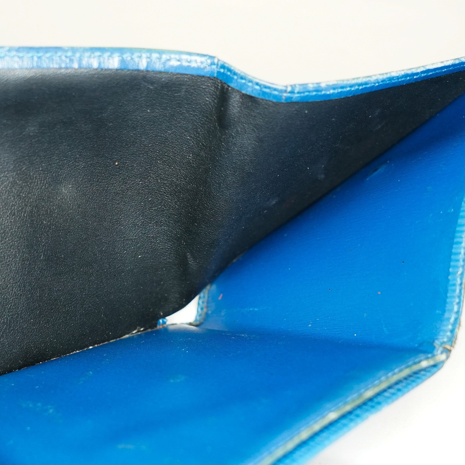Louis Vuitton Blue Epi Leather Elise Compact Wallet  XY215