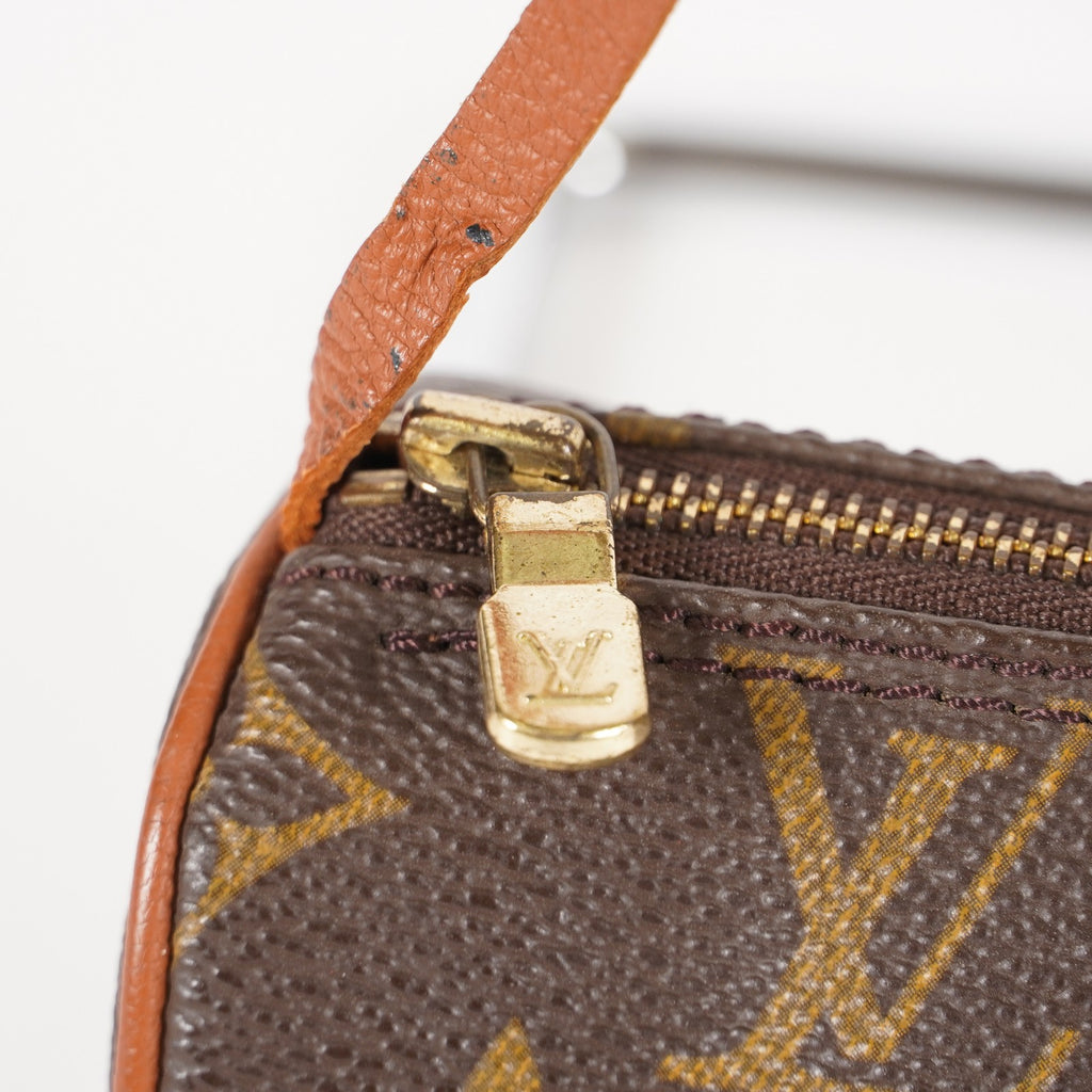 LOUIS VUITTON Monogram Papillon Pouch LV Auth vintage 05E542090016