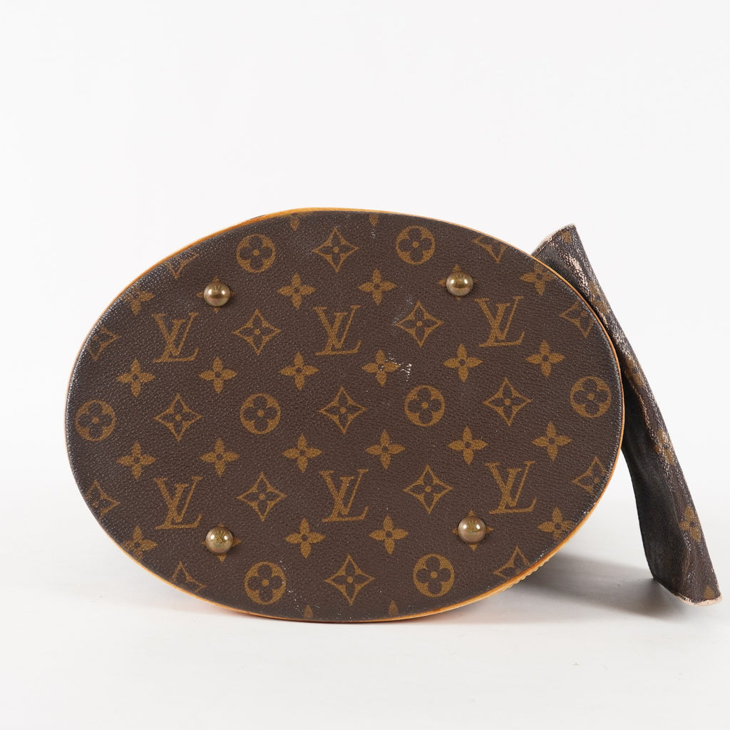 LOUIS VUITTON Monogram Bucket GM Shoulder Bag M42236 LV 03E312860011