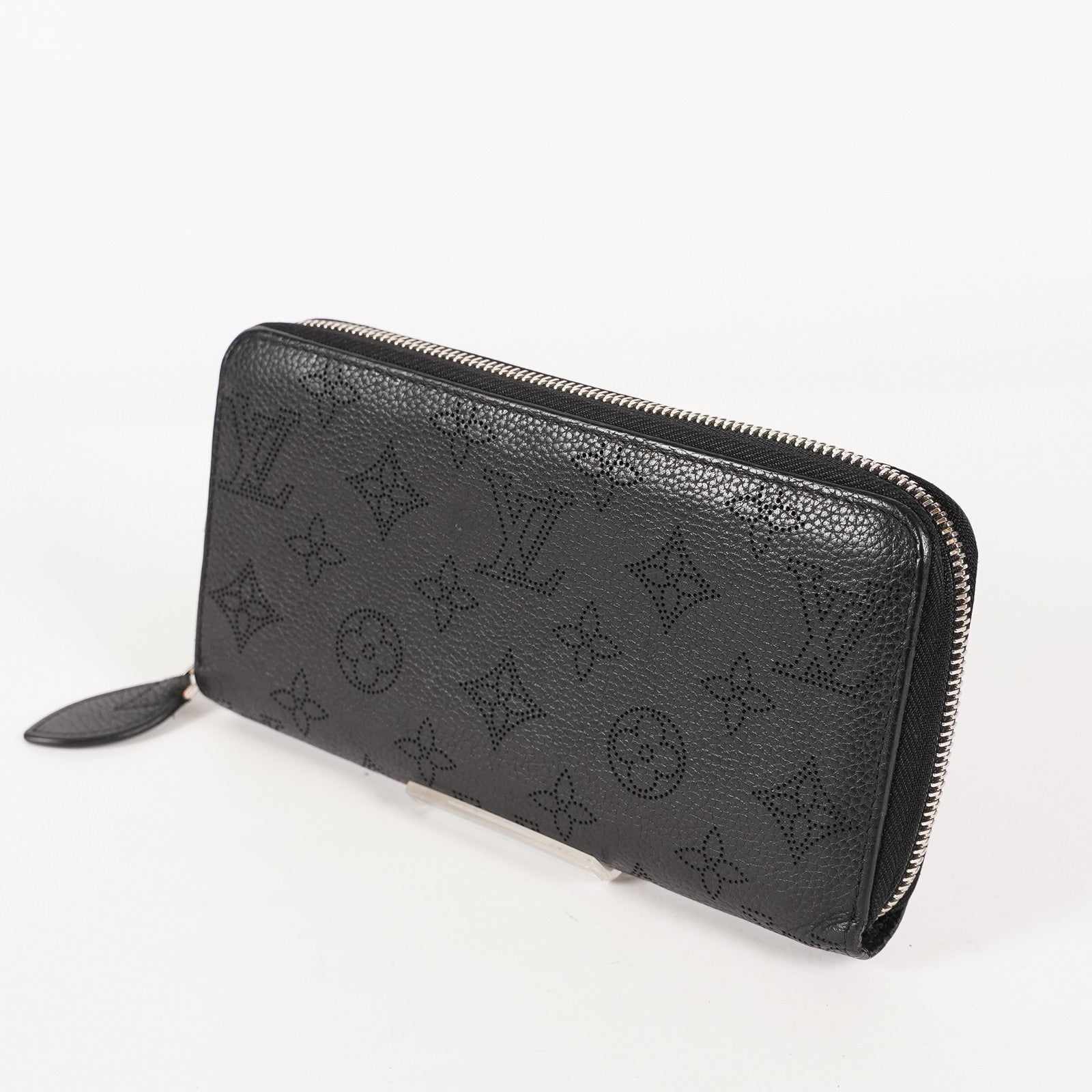 Louis Vuitton Monogram Mahina Zippy Zip-Around Wallet Noir M61867 03T022500009