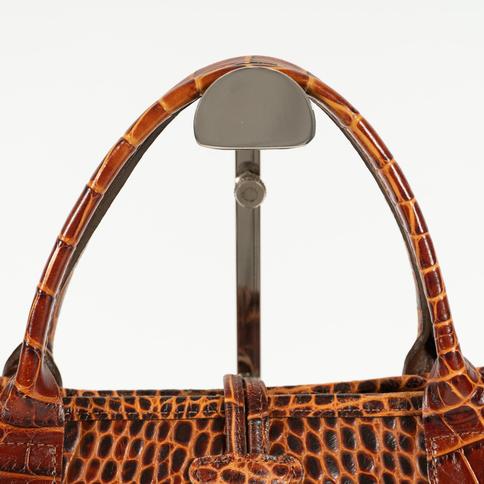 Longchamp leather Tote Bag Brown Shiny finish Medium Elegant 25306352632
