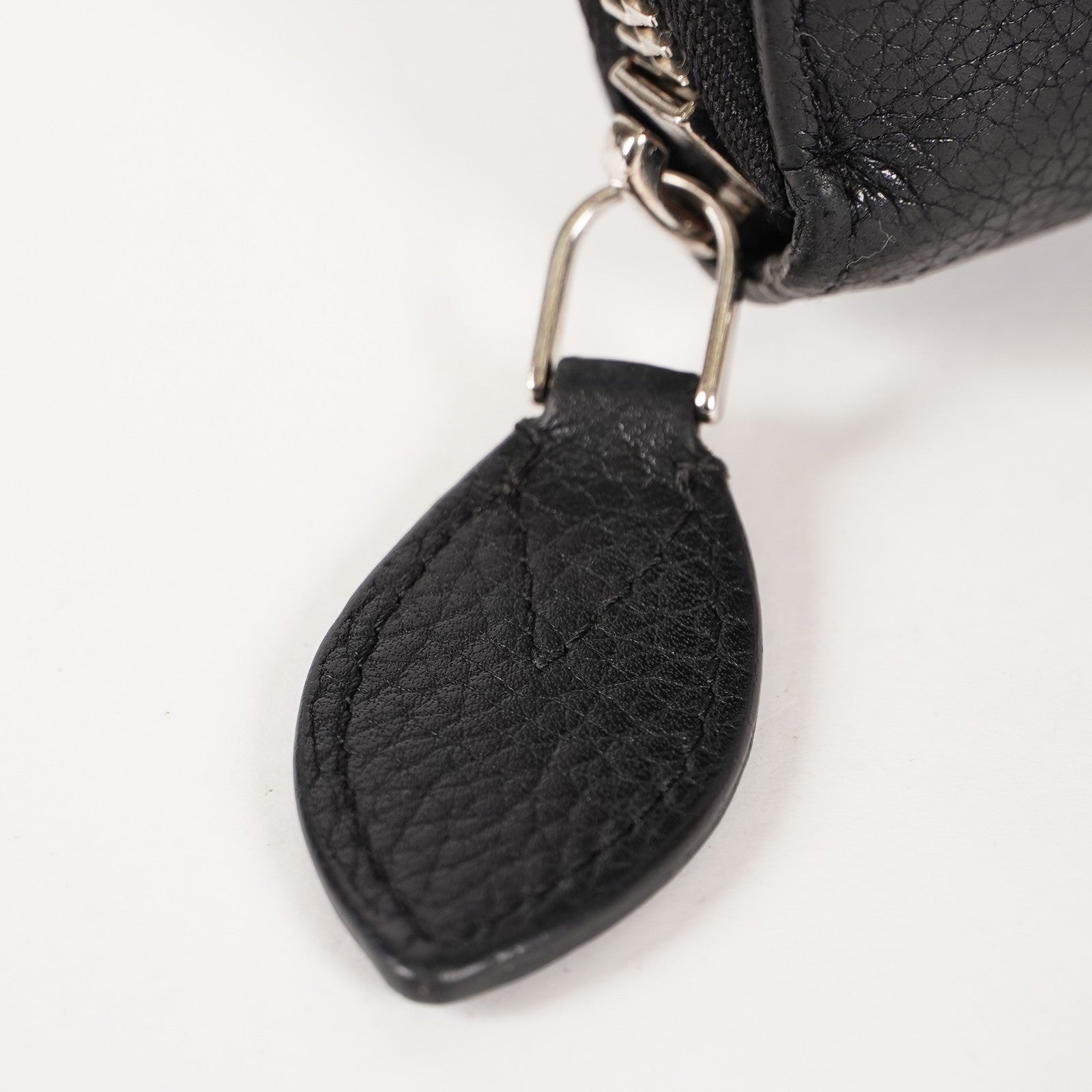 Louis Vuitton Monogram Mahina Zippy Zip-Around Wallet Noir M61867 03T093500009