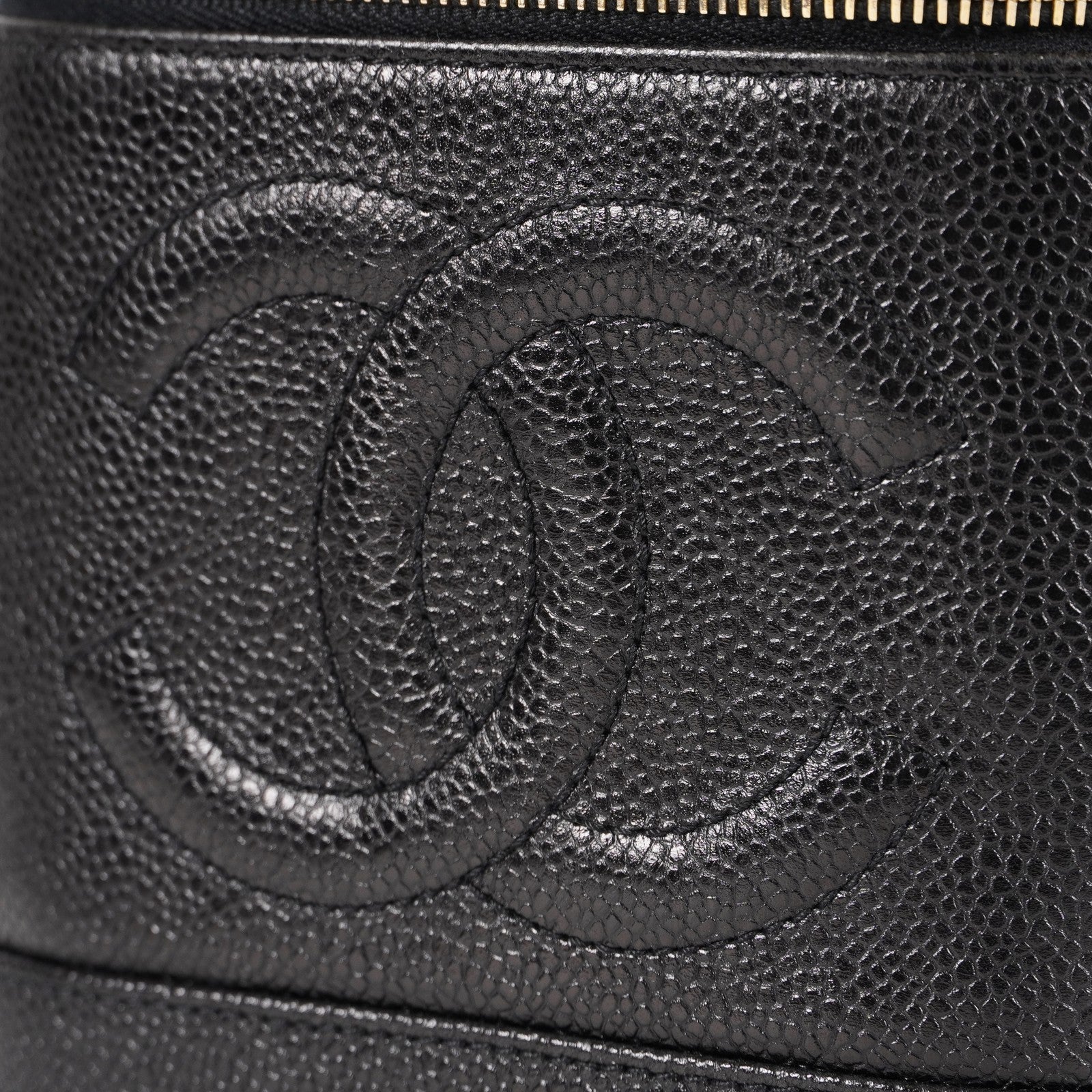 Chanel Vanity Cosmetic Case Black Caviar Leather Bag 05E597040016