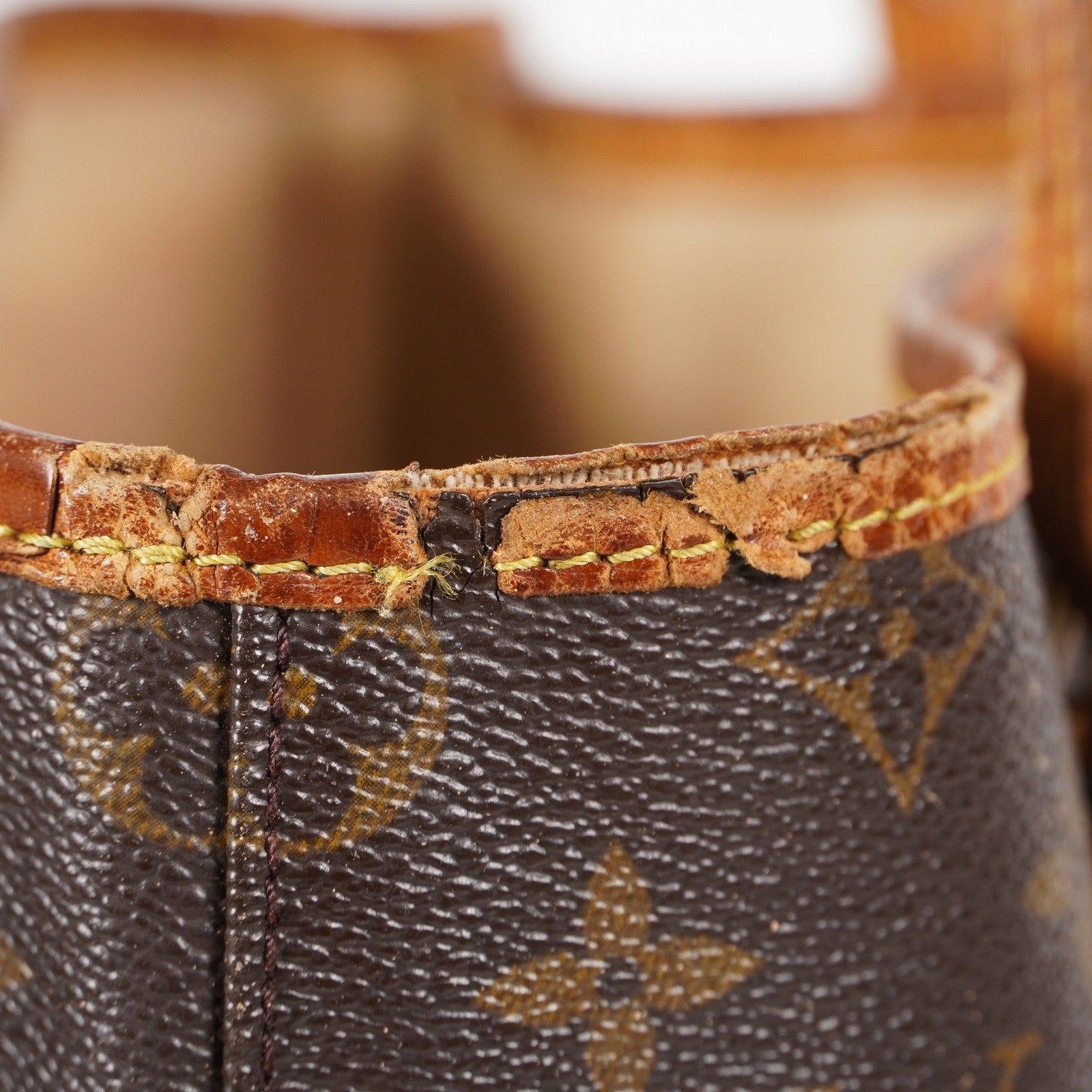LOUIS VUITTON Monogram Bucket GM M42236 Shoulder Bag LV 05E143190013