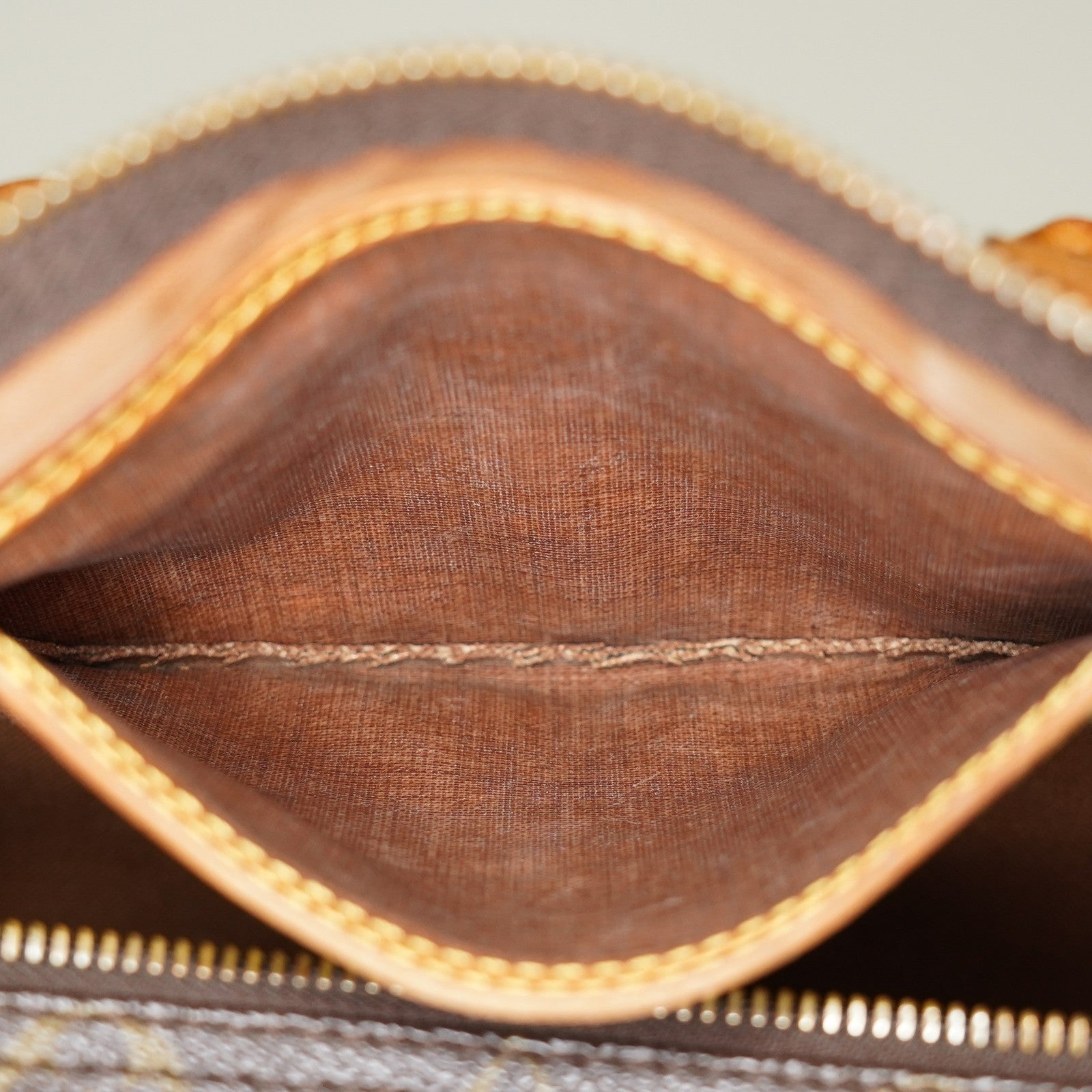 Authentic Louis Vuitton Monogram Speedy 25 Handbag vintage M41528 05E105280029