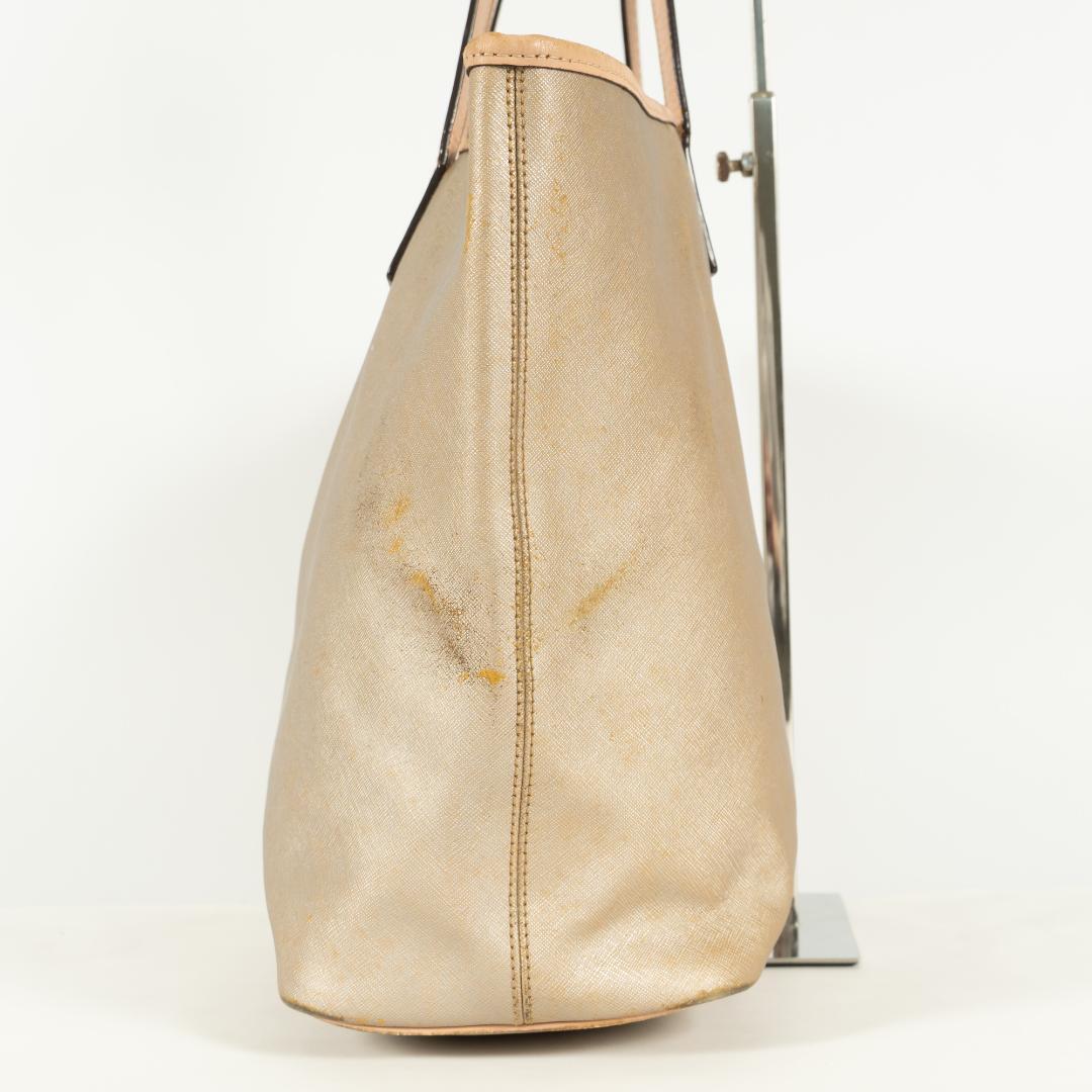 COACH handbag gold beige leather Simple design With  long strap  Tariff included