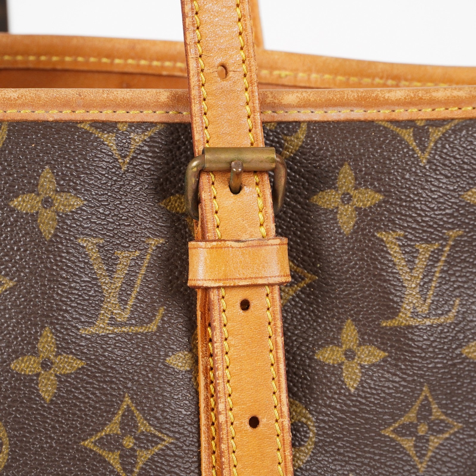 LOUIS VUITTON Monogram Bucket GM M42236 Shoulder Bag LV 05E162640029