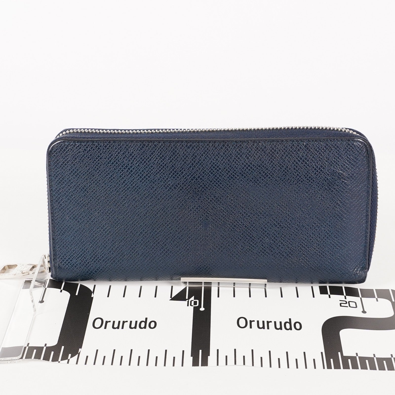 LOUIS VUITTON Louis Vuitton Wallet M30056 Zippy Organizer Taiga Lo 03T072000009