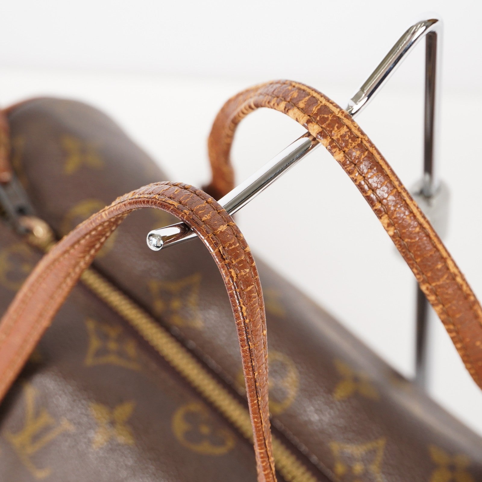 Auth Louis Vuitton Monogram Papillon 26 Hand Bag New Style M51386 12E332860027