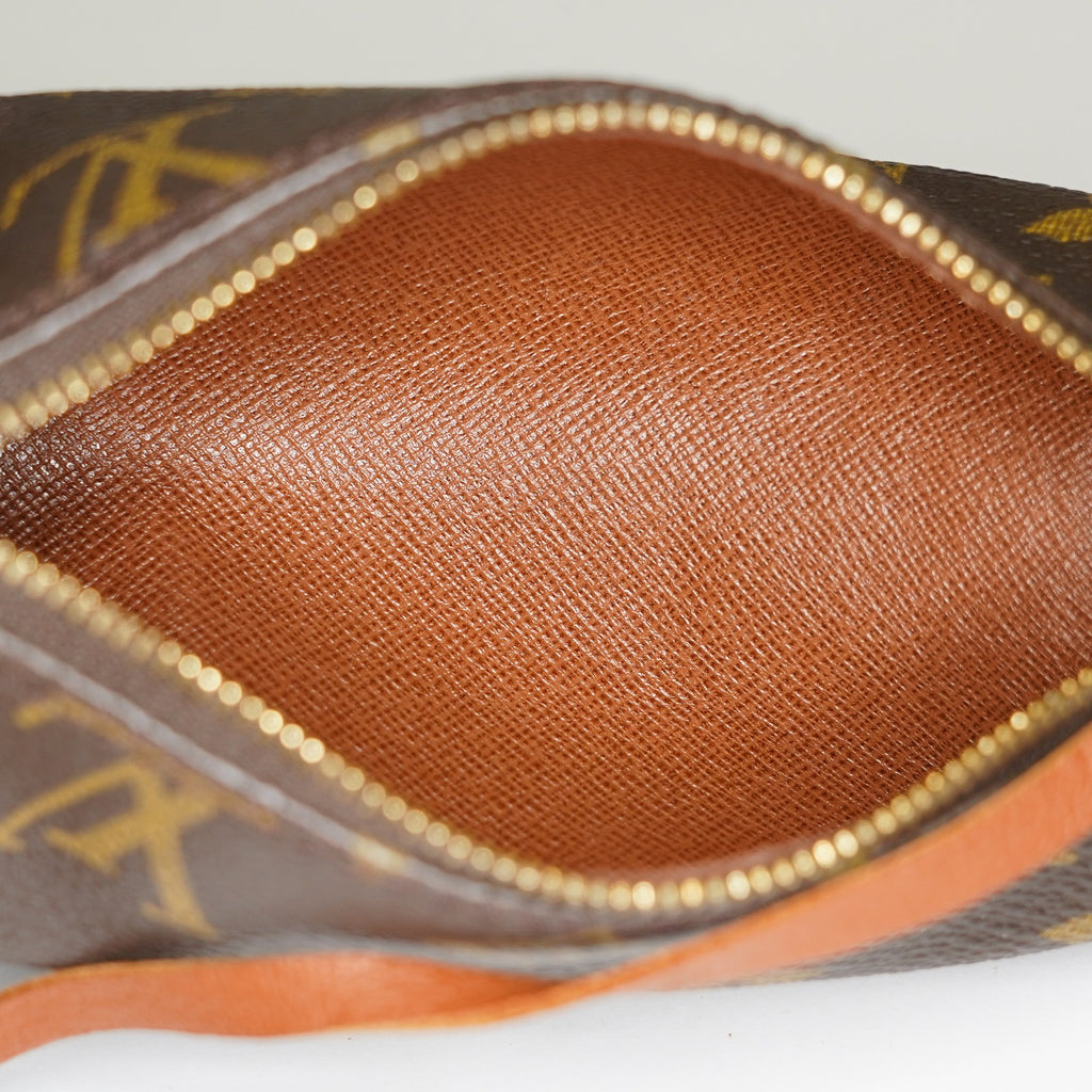 LOUIS VUITTON Monogram Papillon Pouch LV Auth vintage 05E542090016