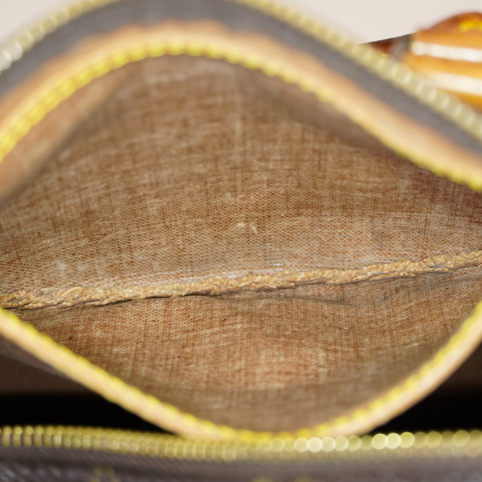 Authentic Louis Vuitton Monogram Speedy 25 Handbag vintage M41528 04A076234807